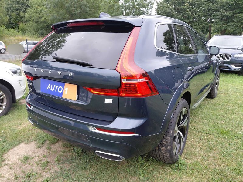Volvo XC60 2.0 T6 Plug-in Hybrid Inscription AWD — zdjęcie 5