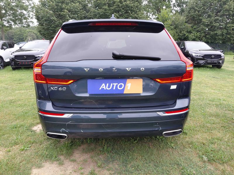 Volvo XC60 2.0 T6 Plug-in Hybrid Inscription AWD — zdjęcie 4