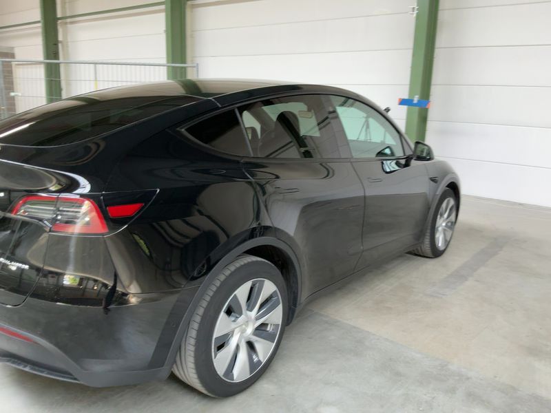 Tesla Model Y Max Range Dual AWD AWD — zdjęcie 6