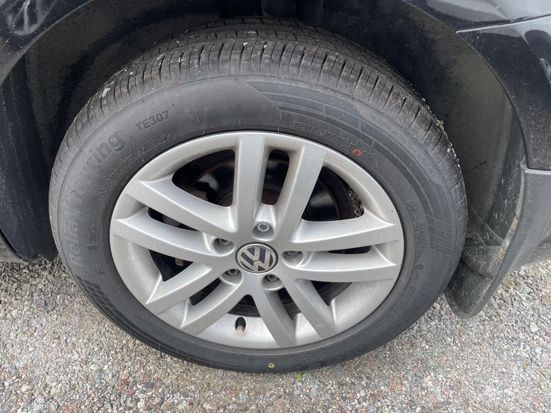 Volkswagen Touran 1.4 TSI Comfortline 2015 – снимка 5