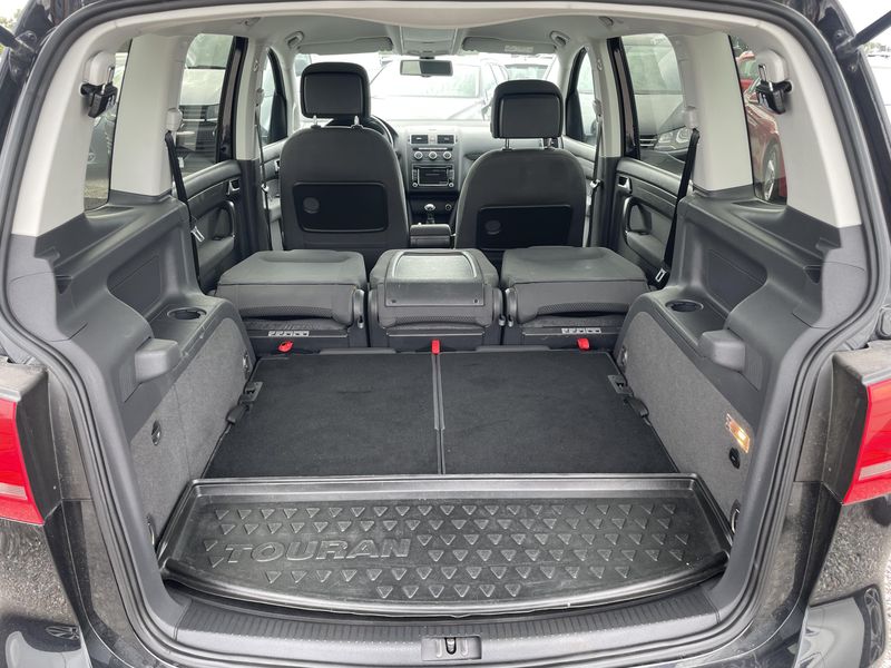 Volkswagen Touran 1.4 TSI Comfortline 2015 – снимка 15