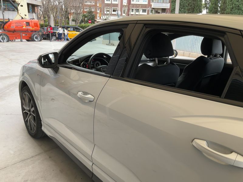 Audi Q3 Sportback 35 TDI Black line — zdjęcie 4