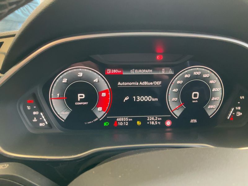Audi Q3 Sportback 35 TDI Black line — zdjęcie 13