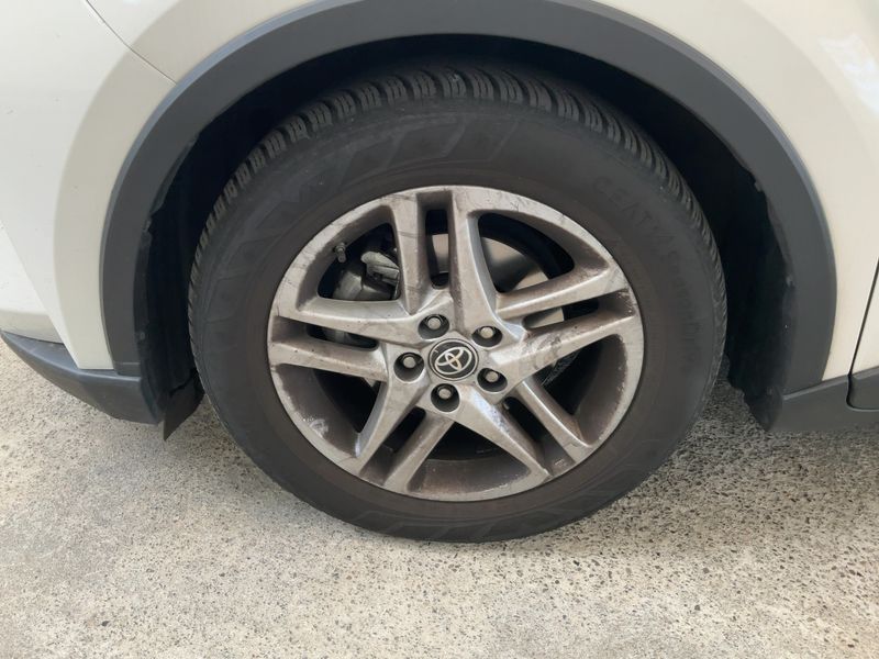Toyota C-HR 1.8 Hybrid Business Edition 2022 – снимка 3