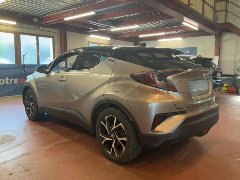 Toyota C-HR 1.2 Turbo Graphic — zdjęcie 3
