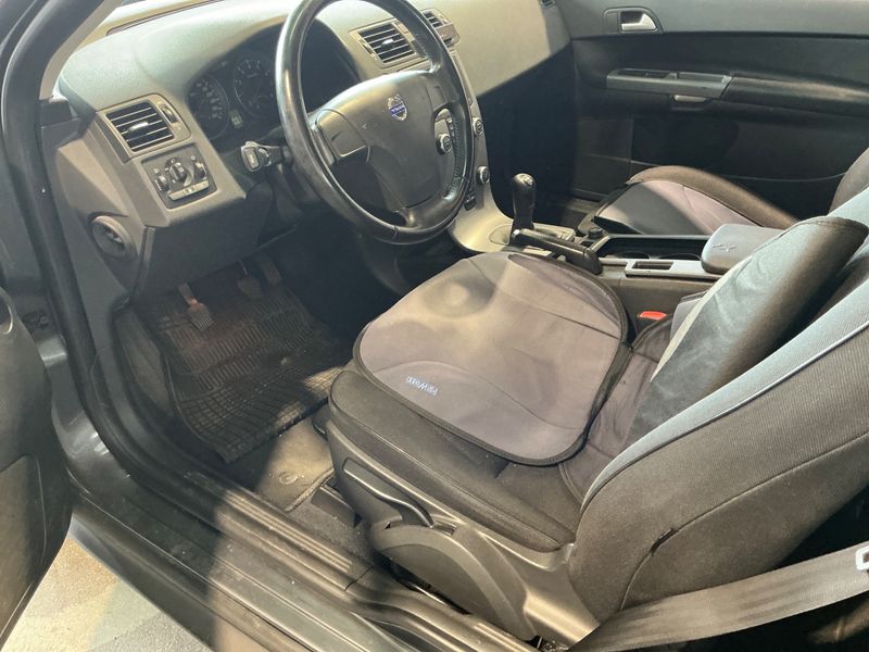 Volvo C30 1.6 Kinetic — zdjęcie 3