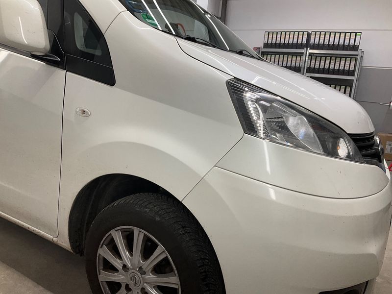 Nissan NV200 Evalia 1.5 dCi Evalia Tekna photo Nissan NV200 Evalia 1.5 dCi Evalia Tekna