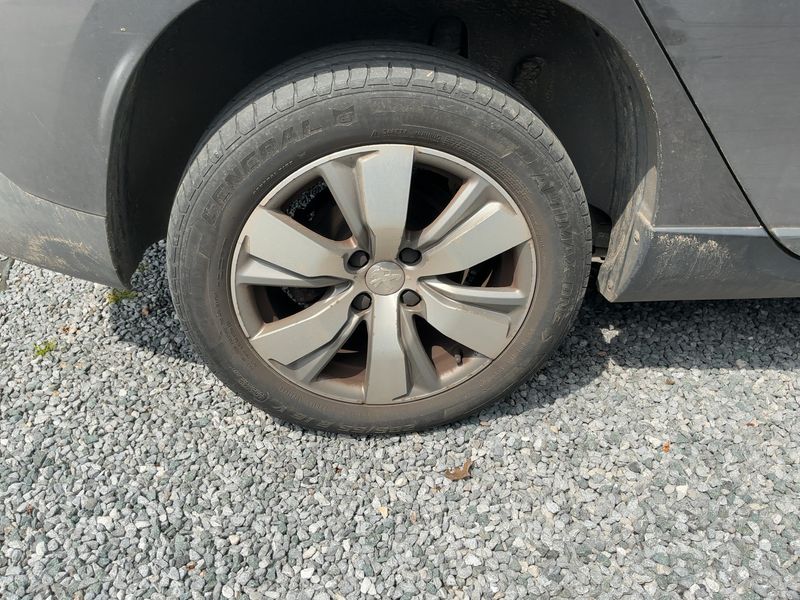Peugeot 2008 1.6 Blue-HDi Style 2016 – снимка 9