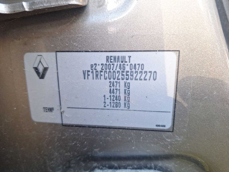 Renault Espace 1.6 dCi Energy Initiale Paris — zdjęcie 15