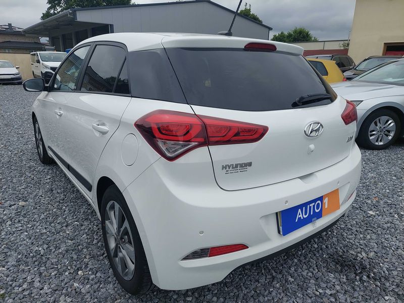 Hyundai i20 1.0 TGDI Passion blue — zdjęcie 3