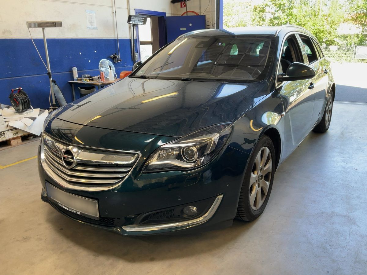 Opel Insignia 2015 — photo 1
