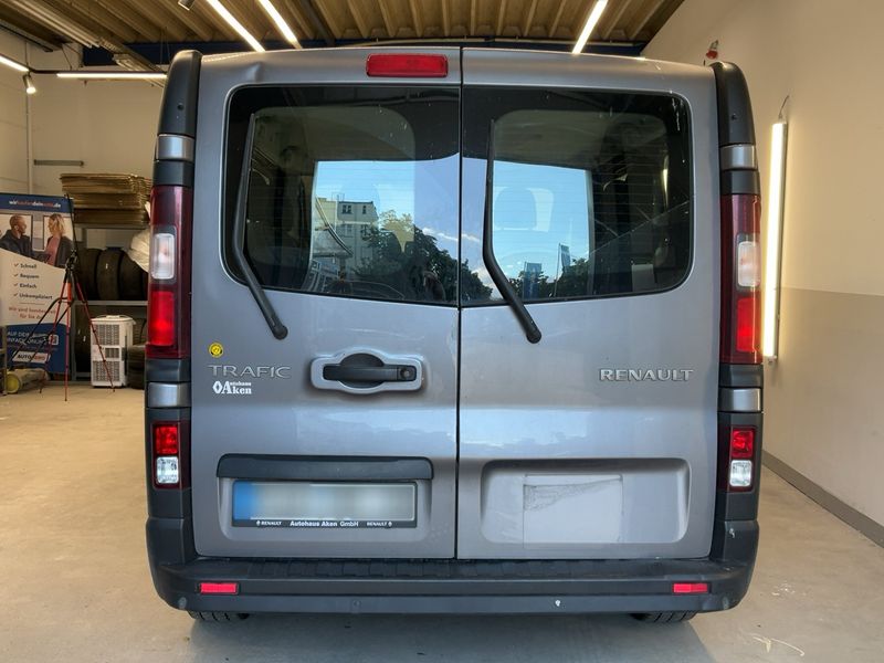 Renault Trafic 1.6 dCi Energy L1H1 2,7t Expression 2015 – снимка 7