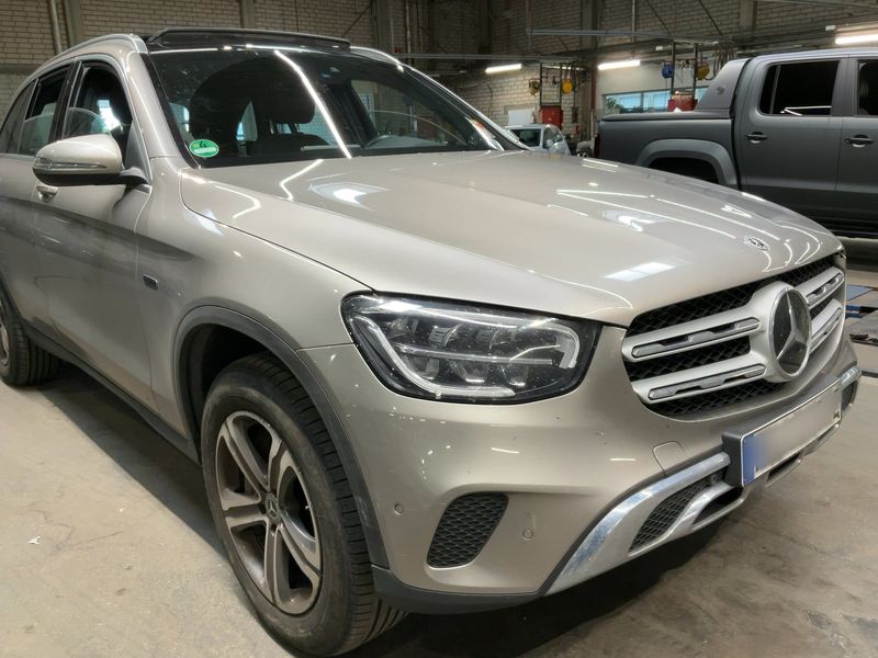 Mercedes-Benz GLC-Klasse GLC 300e 4Matic — zdjęcie 8