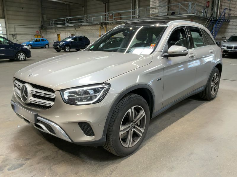 Mercedes-Benz GLC-Klasse GLC 300e 4Matic — zdjęcie 1