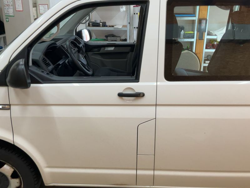 Volkswagen T6 Kombi 2.0 TDI 4Motion — zdjęcie 4