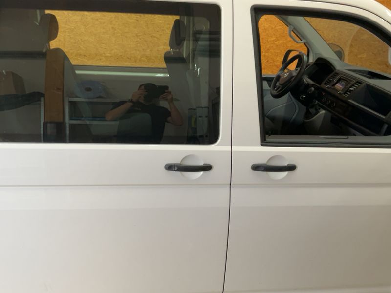 Volkswagen T6 Kombi 2.0 TDI 4Motion — zdjęcie 7