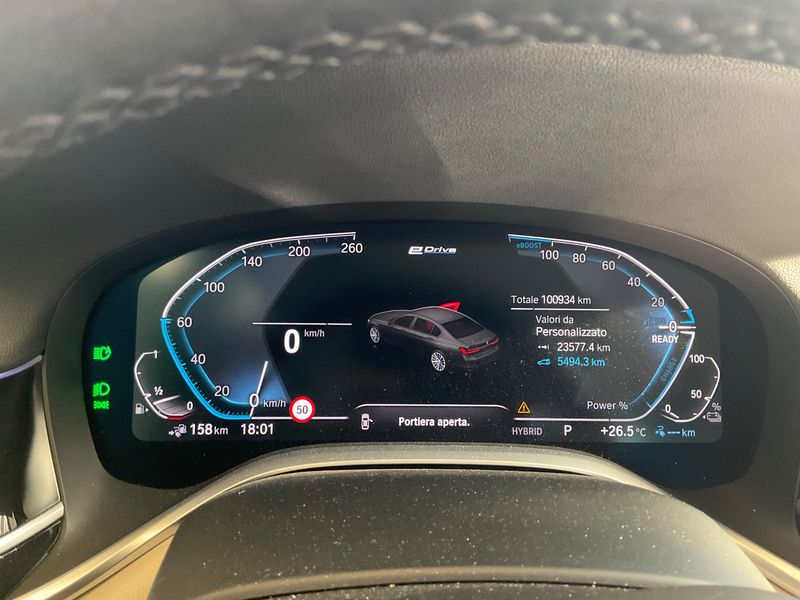 BMW 7er 745e iPerformance — zdjęcie 13