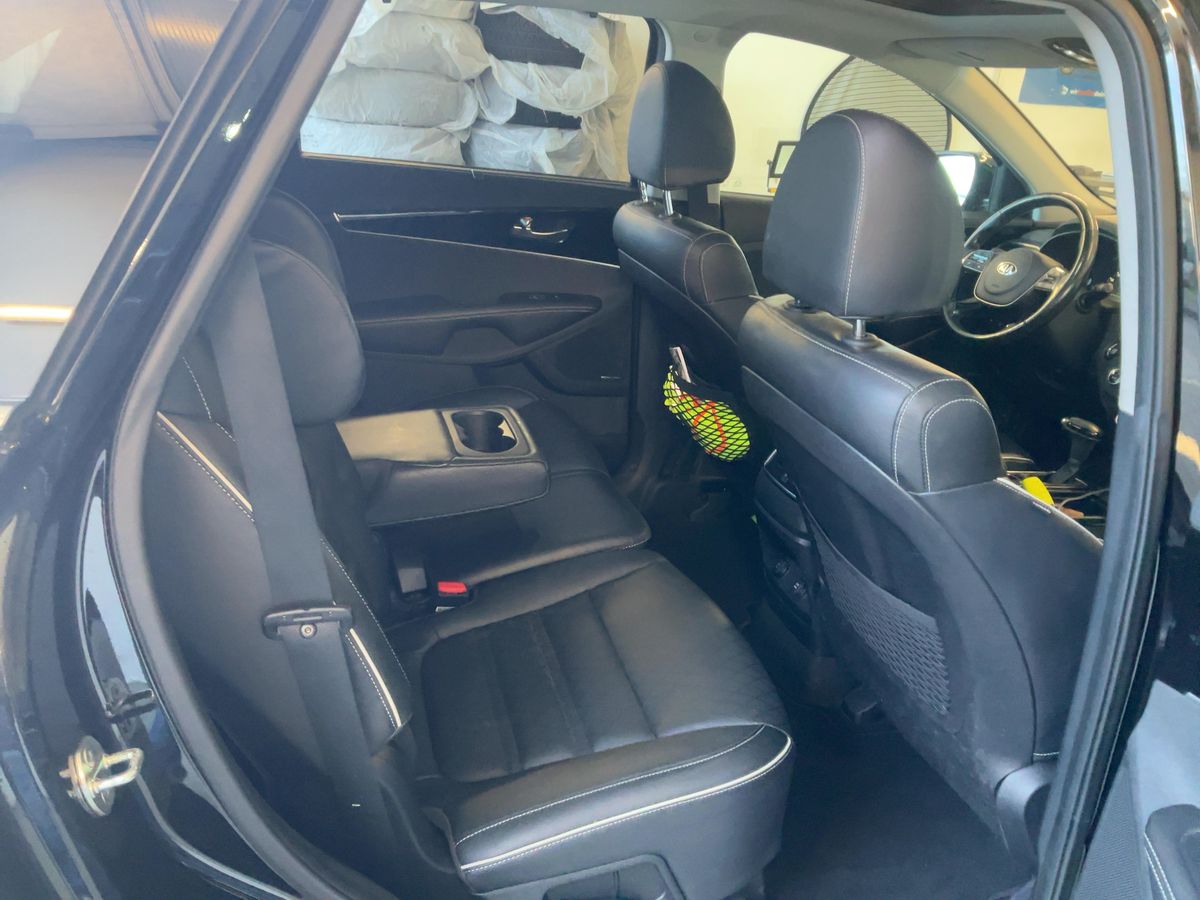 Kia Sorento 2019 — photo 20
