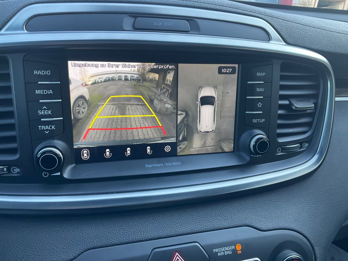 Kia Sorento 2019 — photo 36