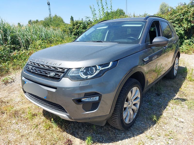 Land Rover Discovery Sport 2.0 Td4 HSE — zdjęcie 2