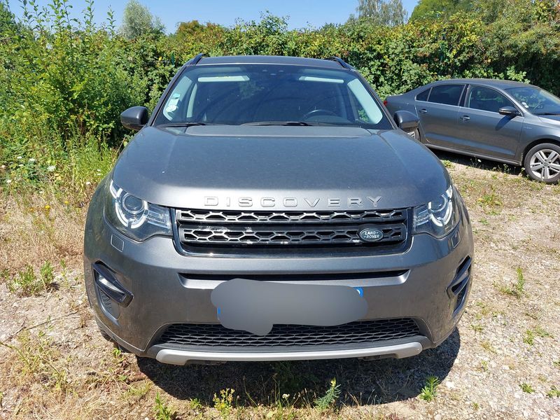 Land Rover Discovery Sport 2.0 Td4 HSE — zdjęcie 7