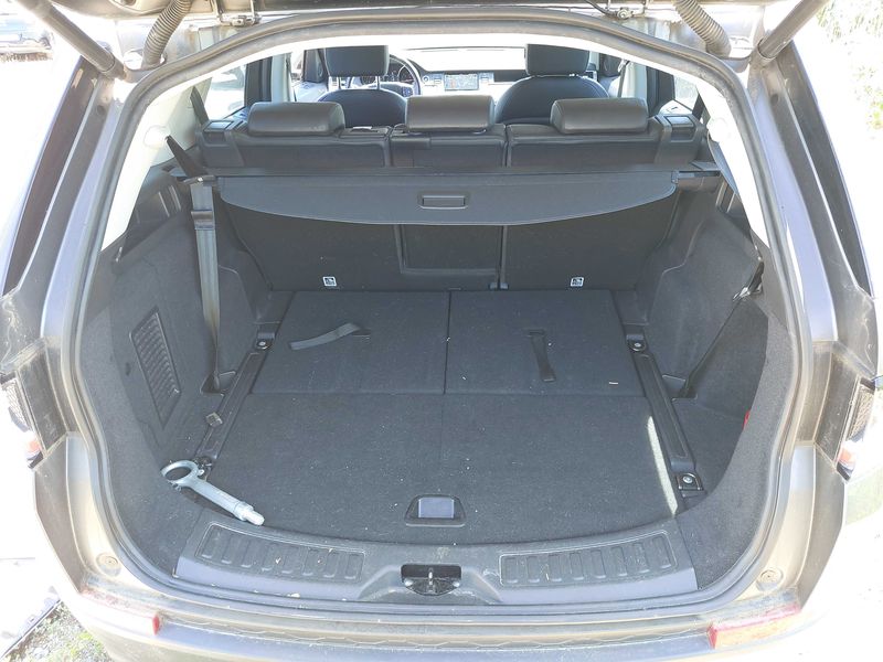 Land Rover Discovery Sport 2.0 Td4 HSE — zdjęcie 9