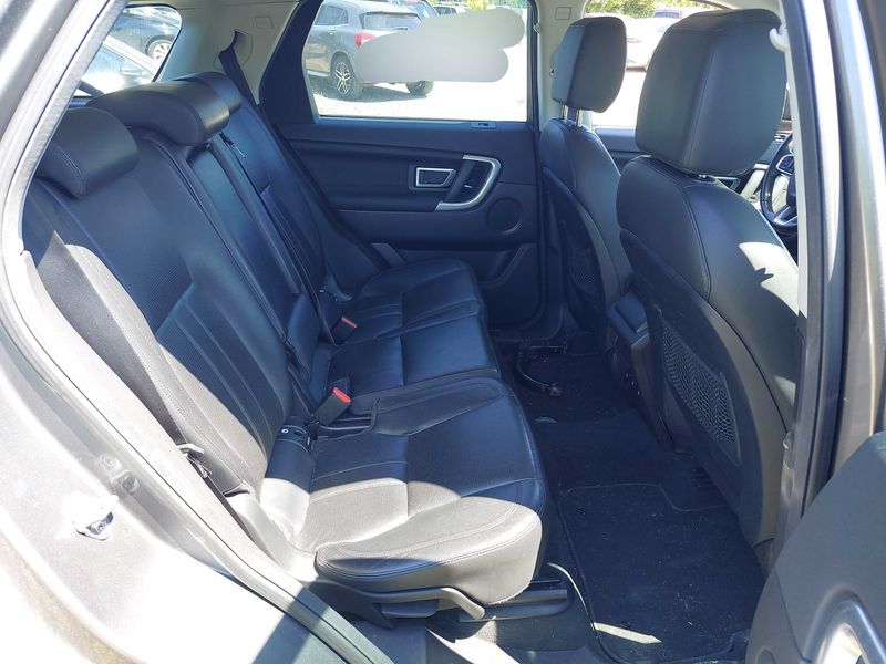 Land Rover Discovery Sport 2.0 Td4 HSE — zdjęcie 14