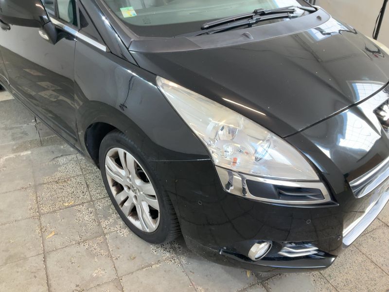 Peugeot 5008 2.0 HDi Premium — zdjęcie 8