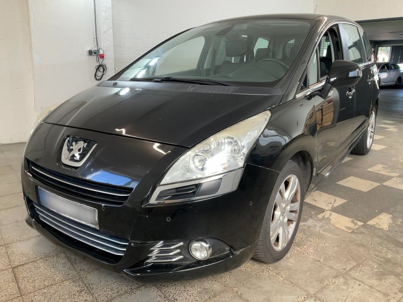 Peugeot 5008 2.0 HDi Premium