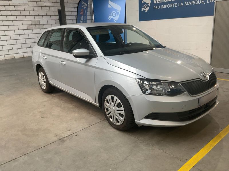 Skoda Fabia 1.0 MPI Ambition 2015 – снимка 12