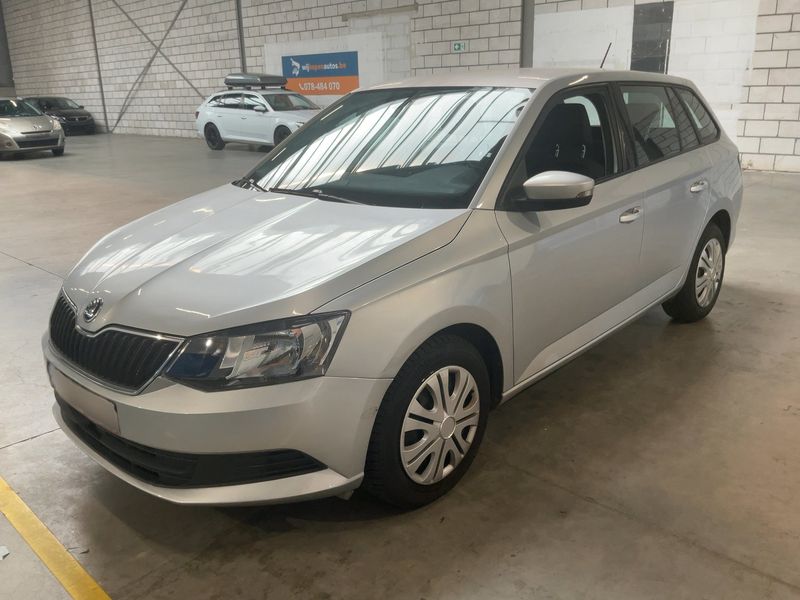 Skoda Fabia 1.0 MPI Ambition 2015 – снимка 2