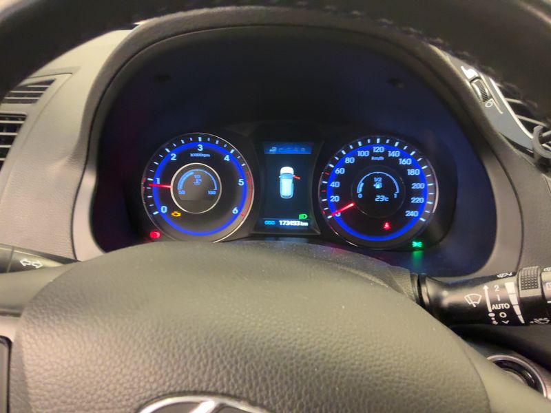 Hyundai i40 1.6 CRDi Space — zdjęcie 13