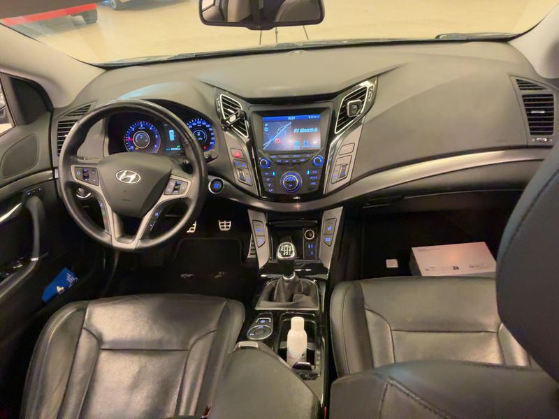 Hyundai i40 1.6 CRDi Space — zdjęcie 12