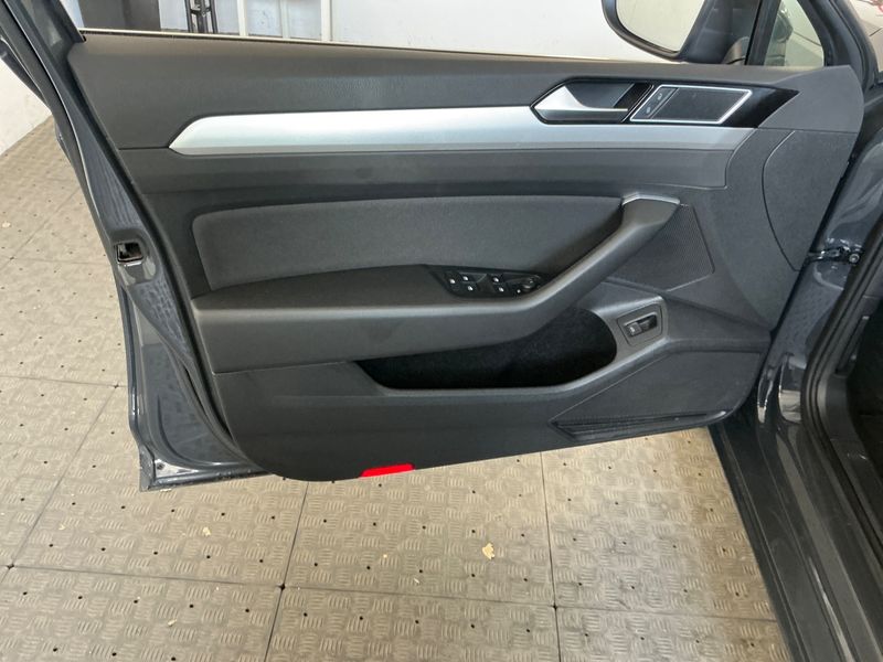 Volkswagen Passat 1.4 TSI ACT Comfortline BlueMotion Tech 2016 – снимка 30