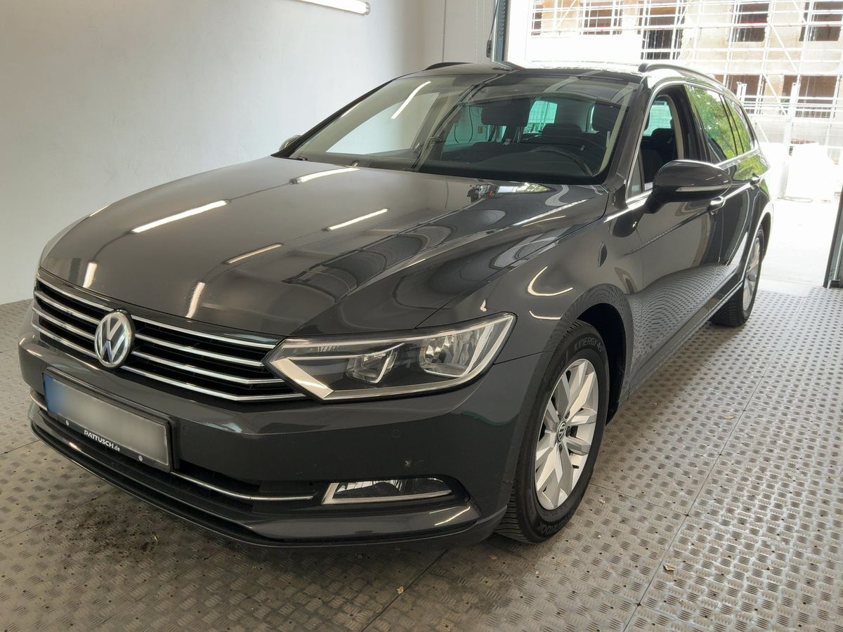 Volkswagen Passat 2016 — photo 1