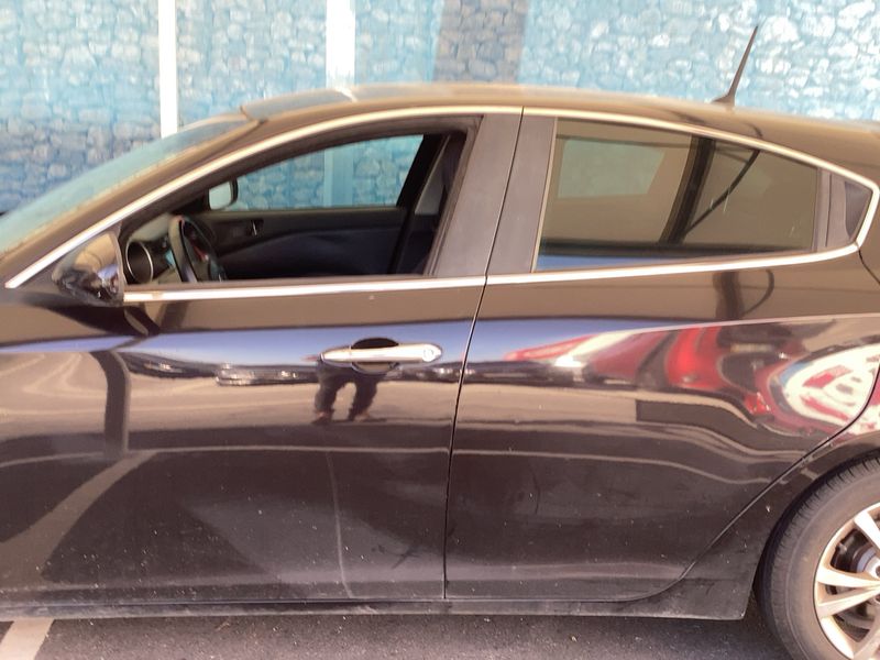 Alfa Romeo Giulietta 1.6 JTDM Turismo — zdjęcie 4