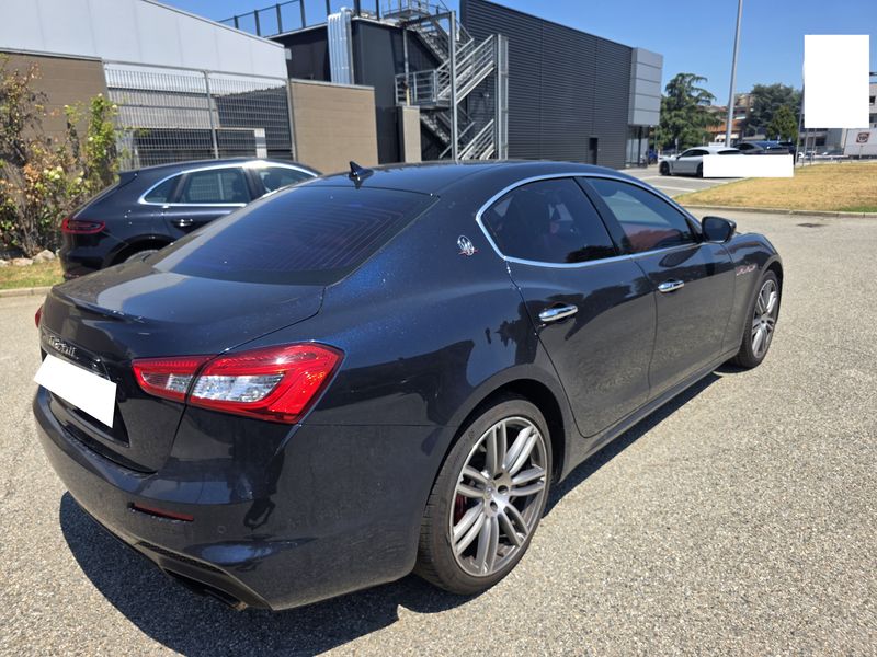 Maserati Ghibli 3.0 V6 Diesel — zdjęcie 5