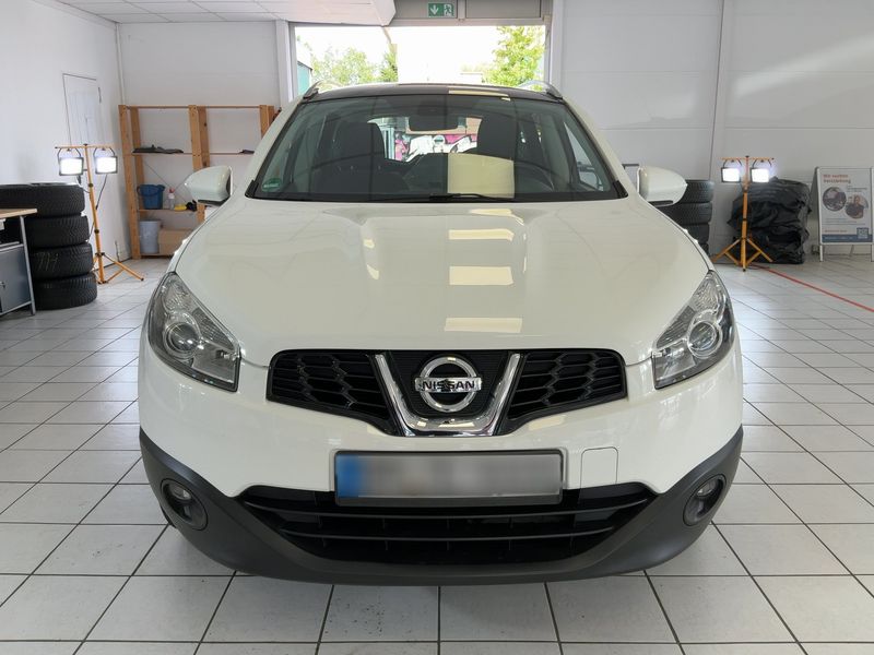 Nissan Qashqai+2 2.0 Acenta 4x4 — zdjęcie 9