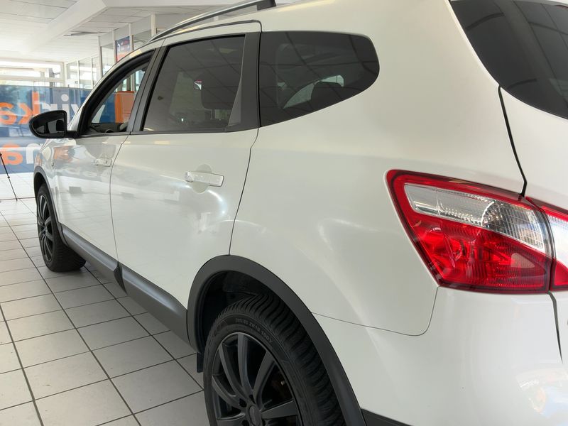 Nissan Qashqai+2 2.0 Acenta 4x4 — zdjęcie 3
