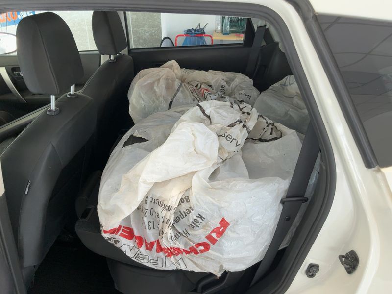 Nissan Qashqai+2 2.0 Acenta 4x4 — zdjęcie 14