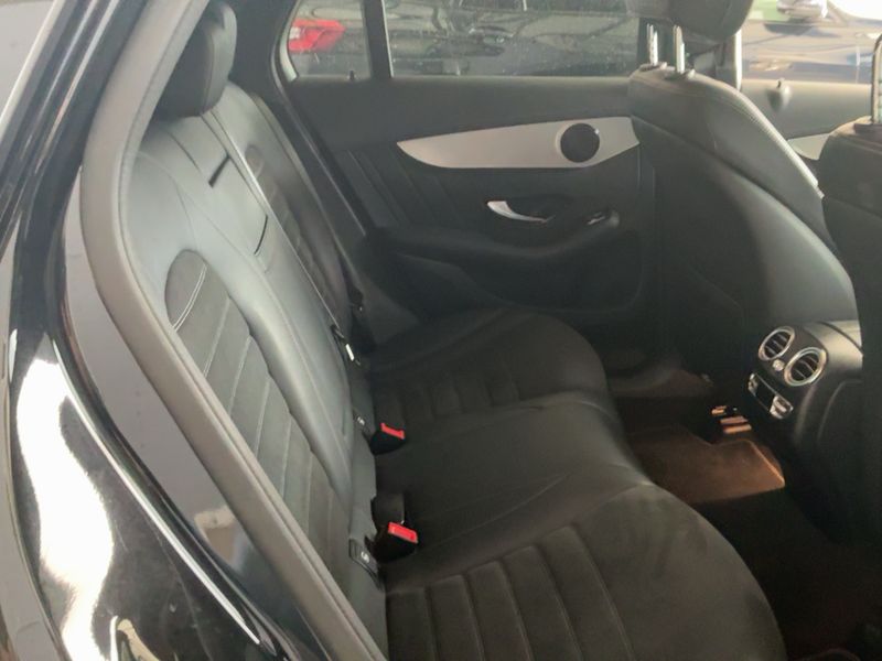 Mercedes-Benz GLC-Klasse GLC 300 de 4Matic AMG Line — zdjęcie 14