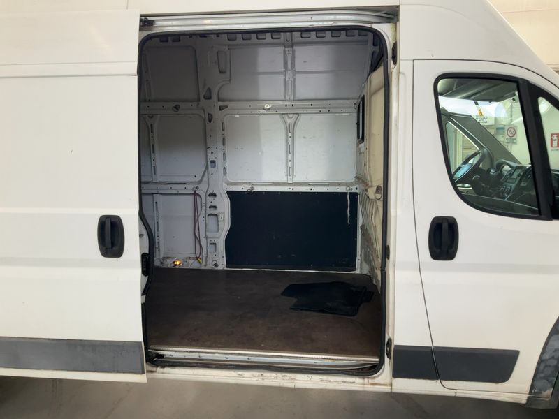 Peugeot Boxer 2.0 Blue-HDi 435 L4H3 Komfort — zdjęcie 14