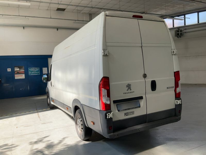 Peugeot Boxer 2.0 Blue-HDi 435 L4H3 Komfort — zdjęcie 3