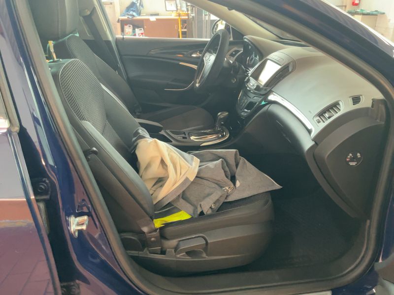 Opel Insignia Sports Tourer 2.0 CDTI Innovation — zdjęcie 11