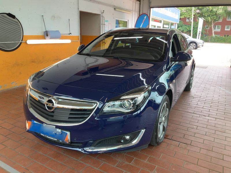 Opel Insignia Sports Tourer 2.0 CDTI Innovation — zdjęcie 1