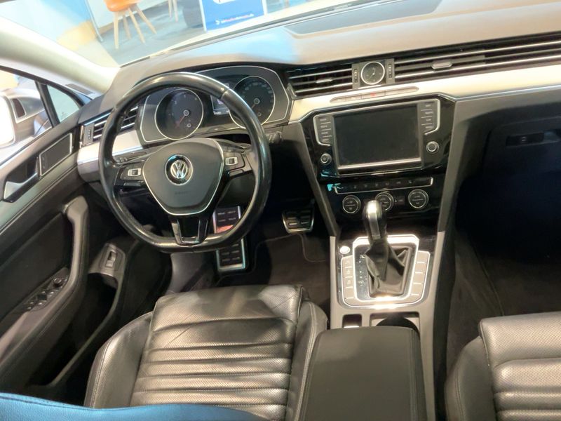 Volkswagen Passat Alltrack 2.0 TDI 4Motion BlueMotion Tech — zdjęcie 12