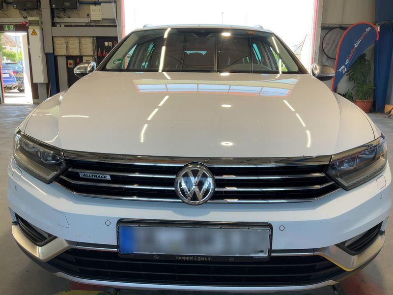 Volkswagen Passat Alltrack 2.0 TDI 4Motion BlueMotion Tech — zdjęcie 9