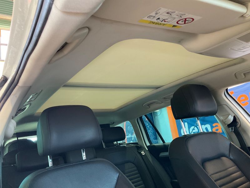 Volkswagen Passat Alltrack 2.0 TDI 4Motion BlueMotion Tech 2016 – снимка 26