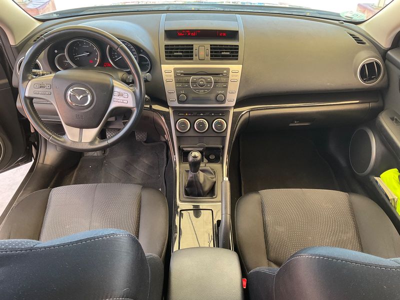 Mazda 6 1.8 Active — zdjęcie 12