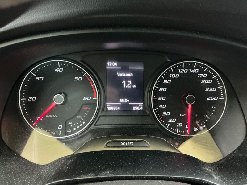Seat Leon 2.0 TDI Style — zdjęcie 13